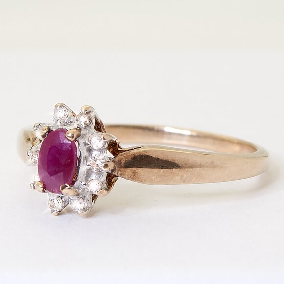 10K Gold Natural Red Ruby and Diamond Halo Ring - Elegant Vintage Jewelry, Sz 7 - Picture 5 of 8